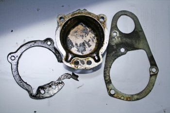 Porsche 924S Cam Cover and Gasket